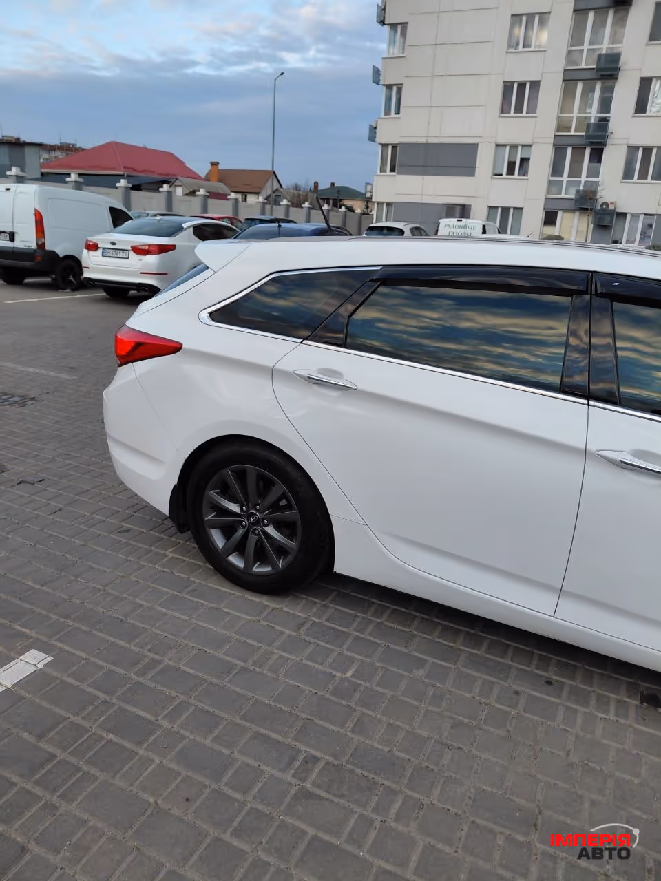 Hyundai i40 - фото 3