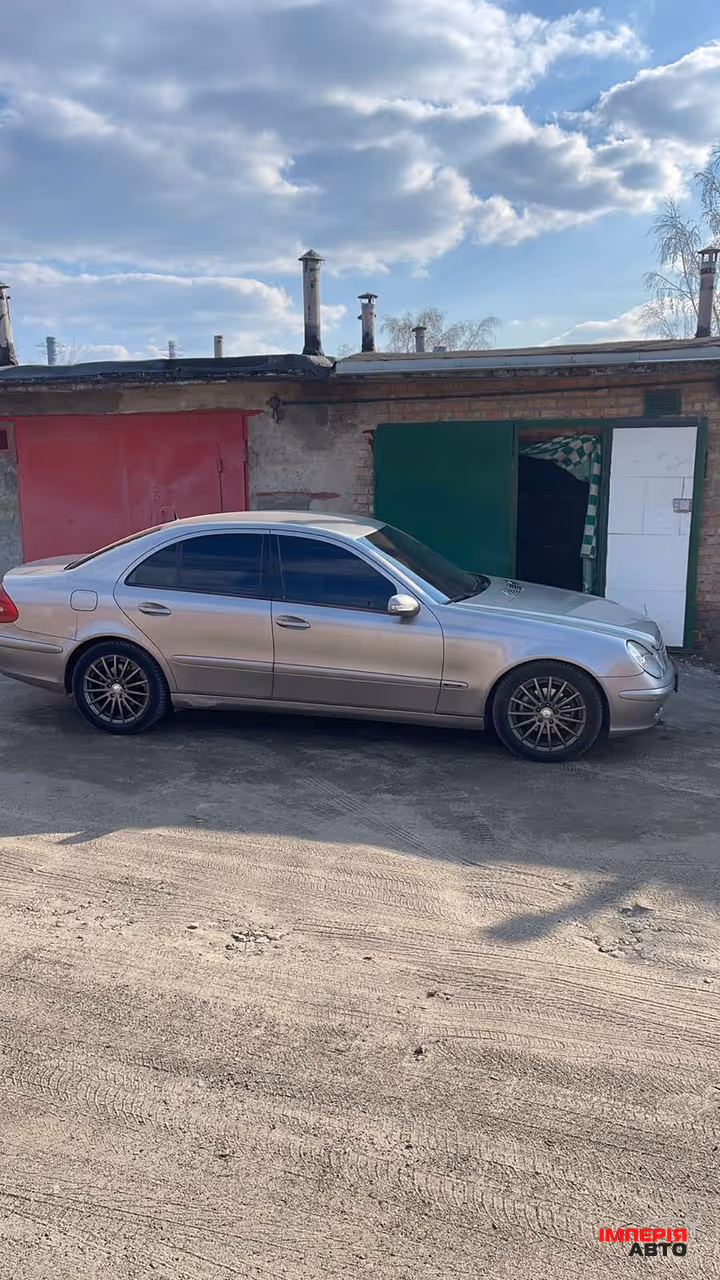 Mercedes-Benz E-Класс - фото 4