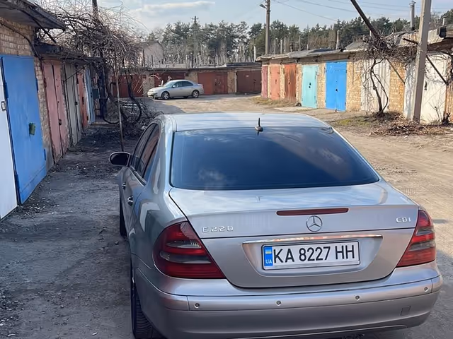 Mercedes-Benz E-Класс - фото 2