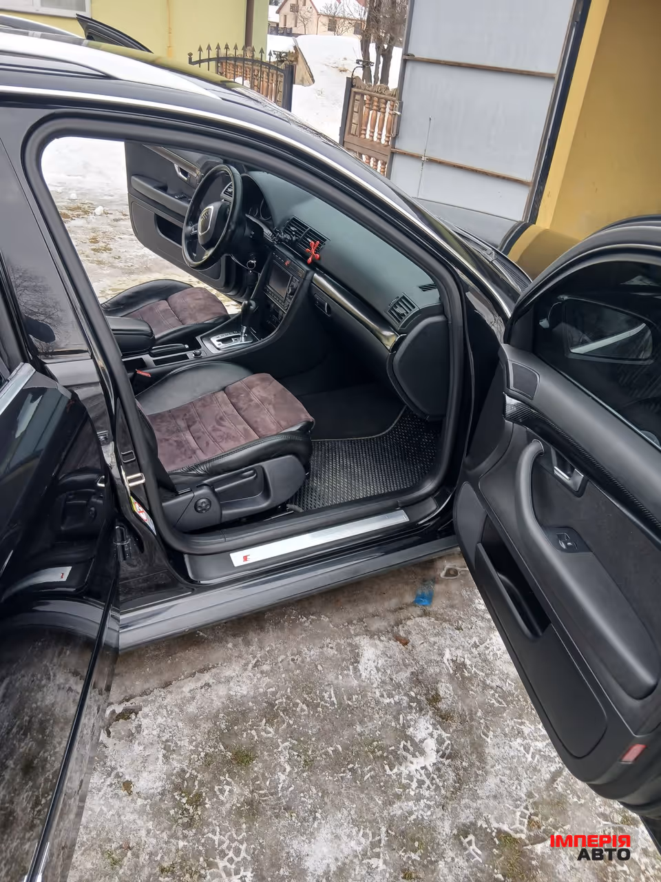 Audi A4 - фото 4