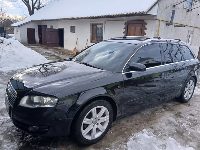 Audi A4 - фото 2