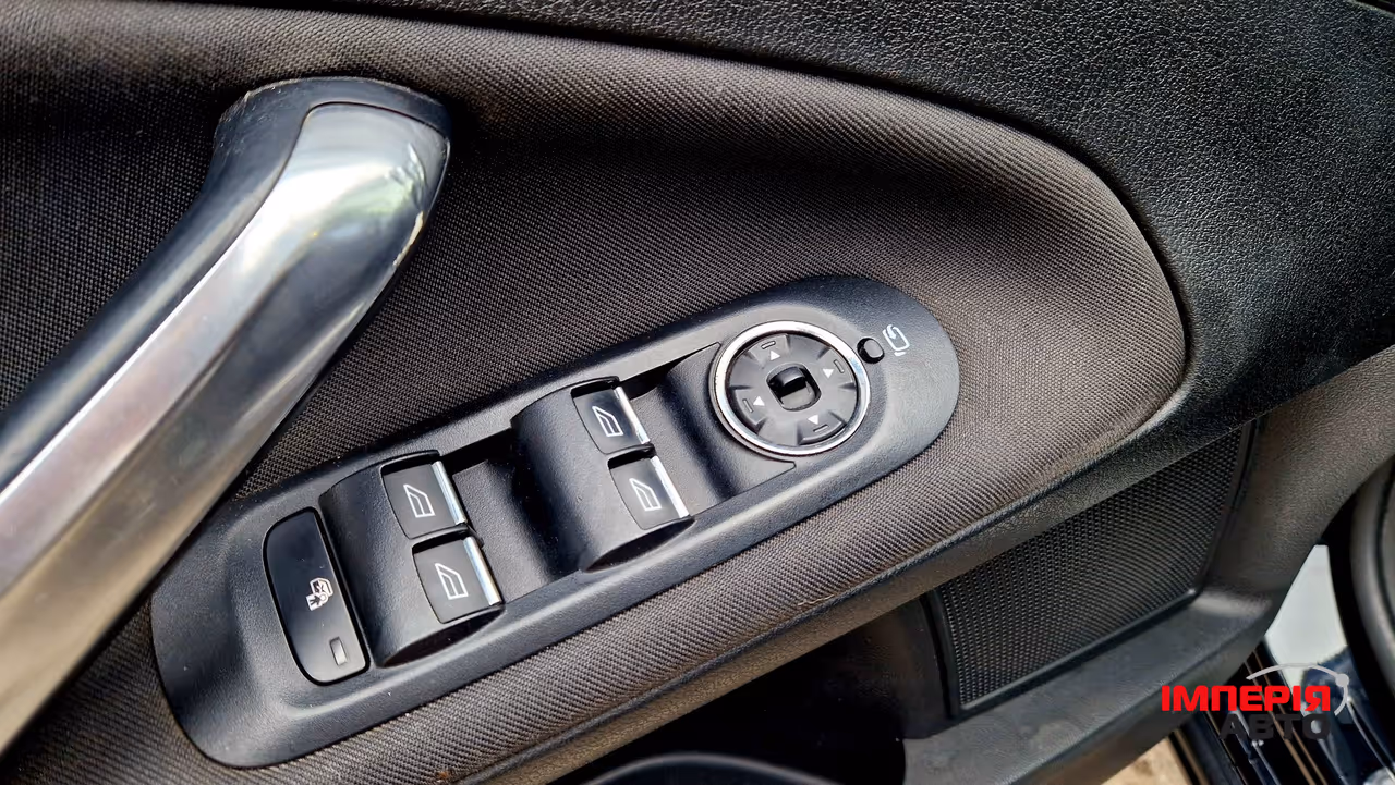 Ford Mondeo - фото 13