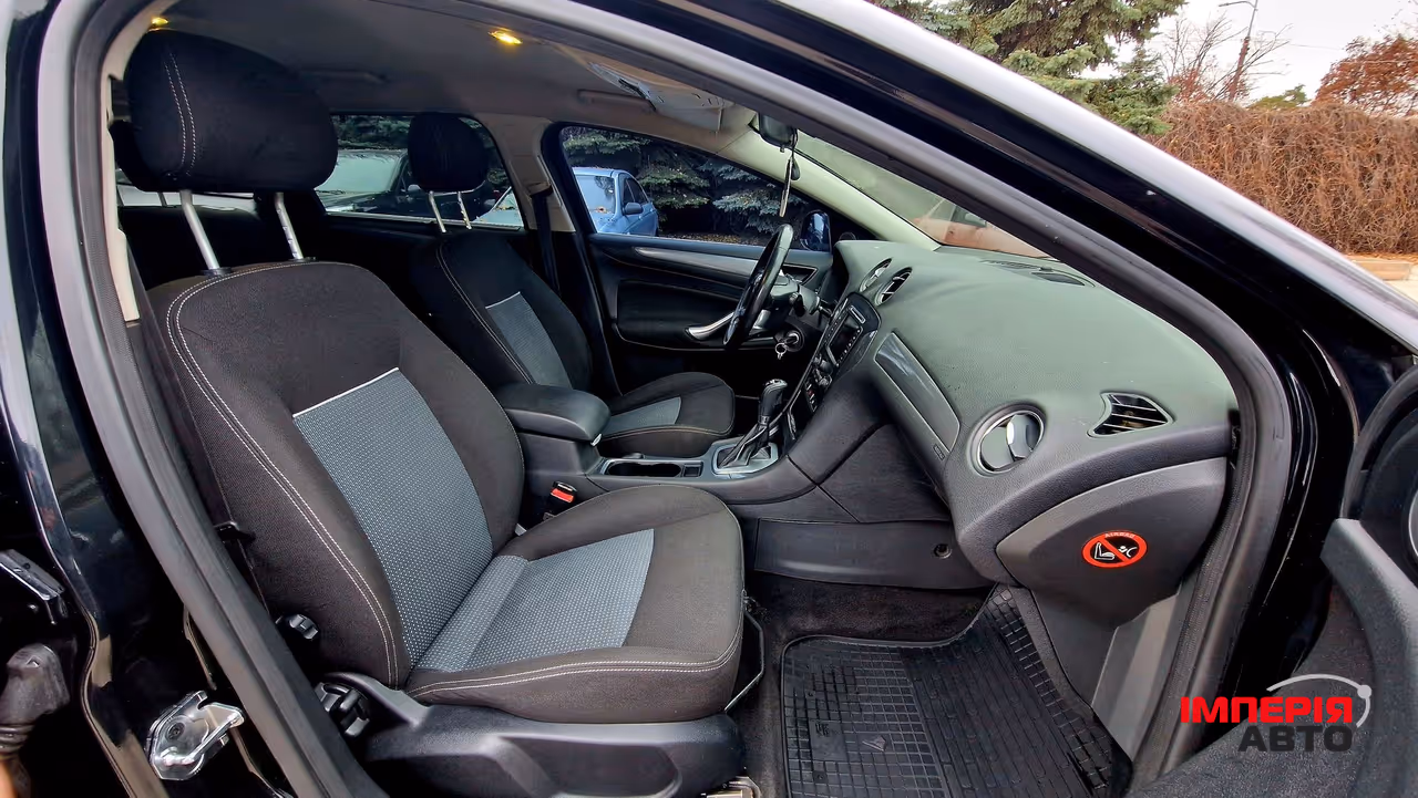 Ford Mondeo - фото 23