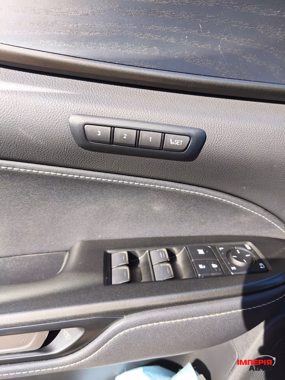 Lexus NX - фото 7