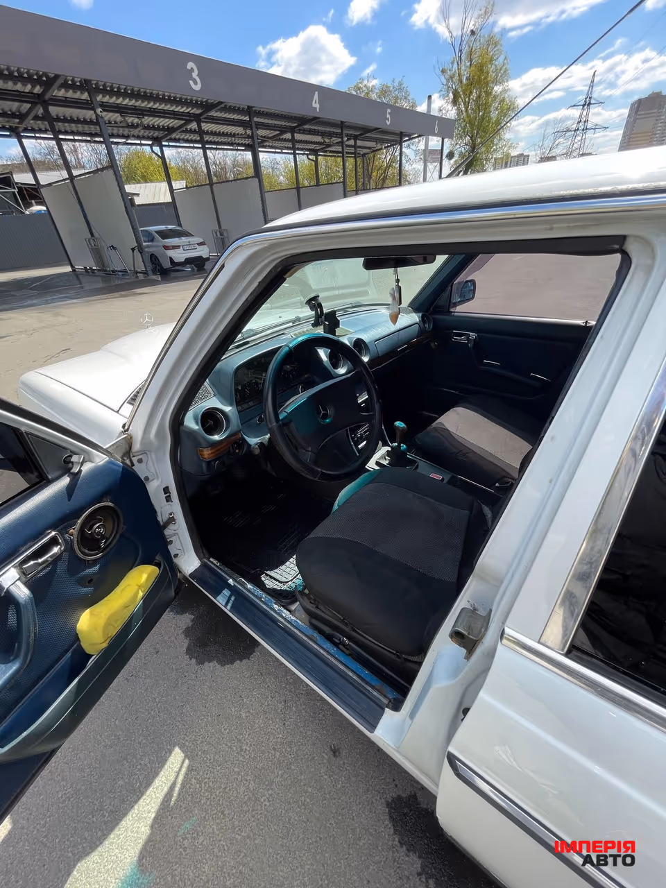 Mercedes-Benz W123 - фото 14
