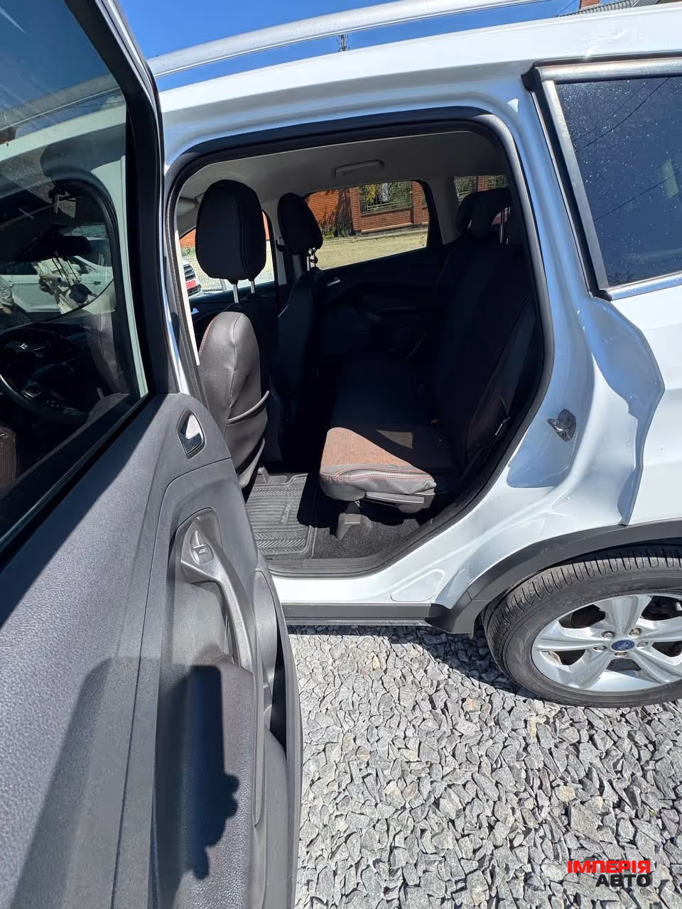 Ford Kuga - фото 24
