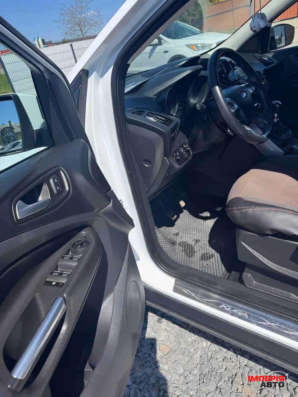 Ford Kuga - фото 20