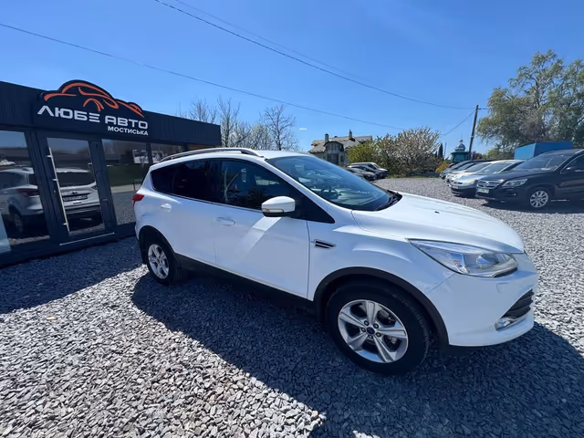 Ford Kuga - фото 4