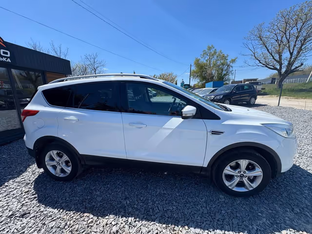 Ford Kuga - фото 5
