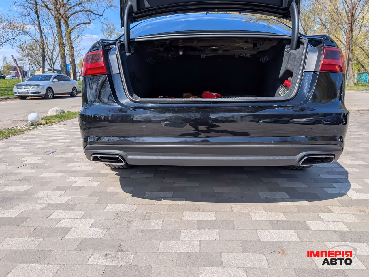 Audi A6 - фото 7