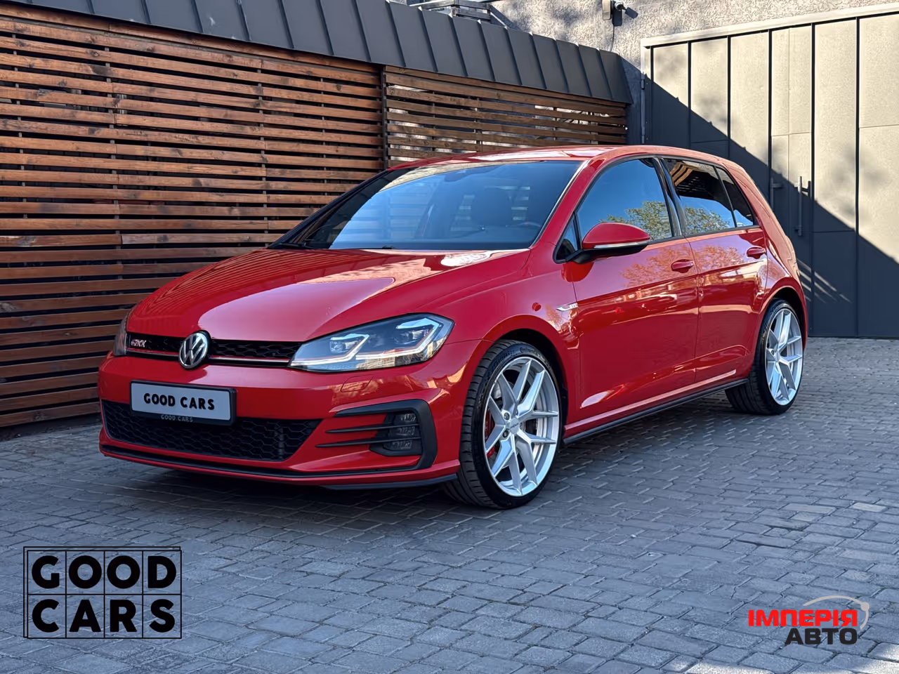 Volkswagen Golf GTI - фото 3