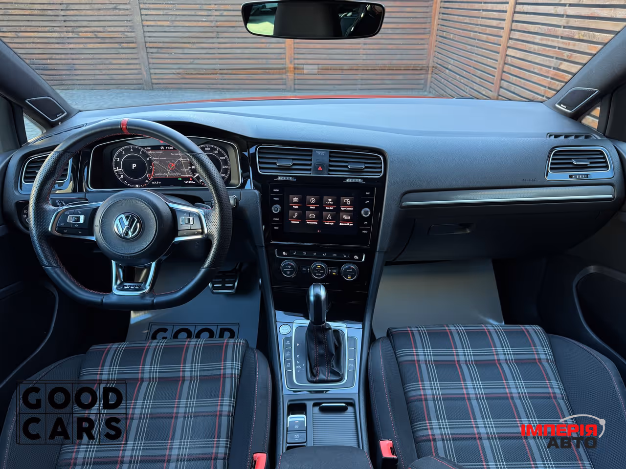 Volkswagen Golf GTI - фото 39