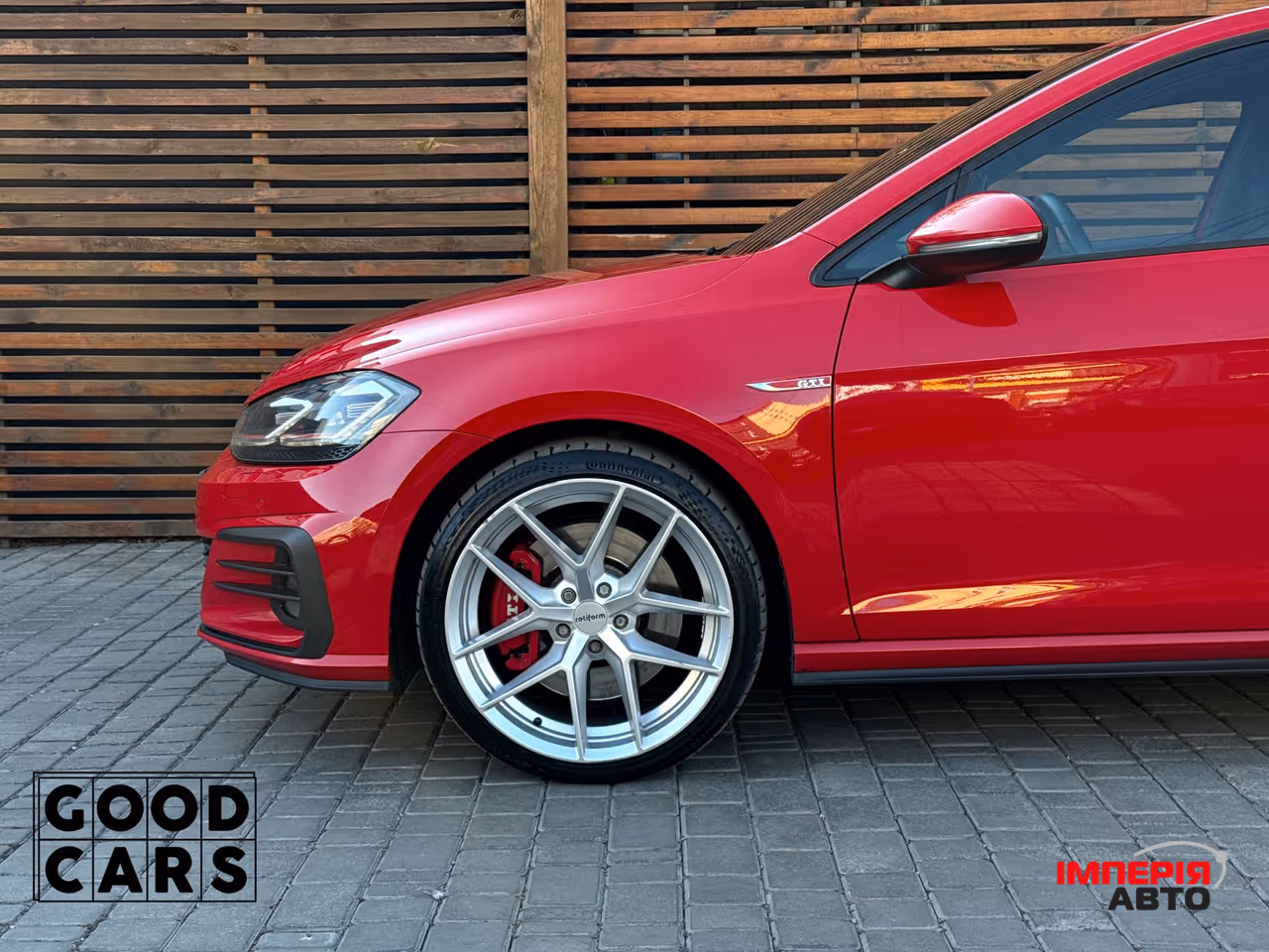 Volkswagen Golf GTI - фото 12