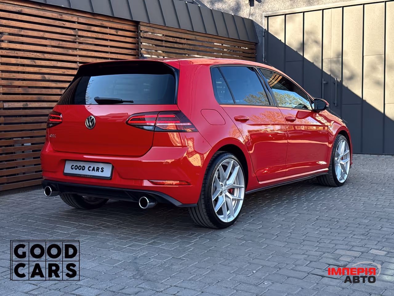 Volkswagen Golf GTI - фото 7