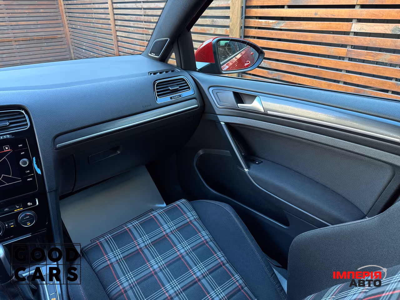 Volkswagen Golf GTI - фото 49