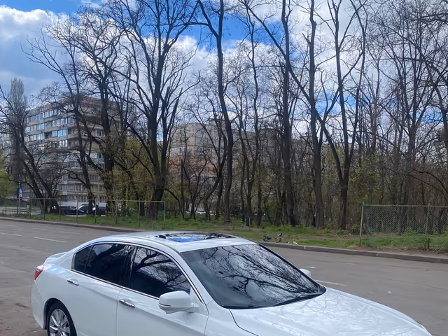 Honda Accord - фото 3