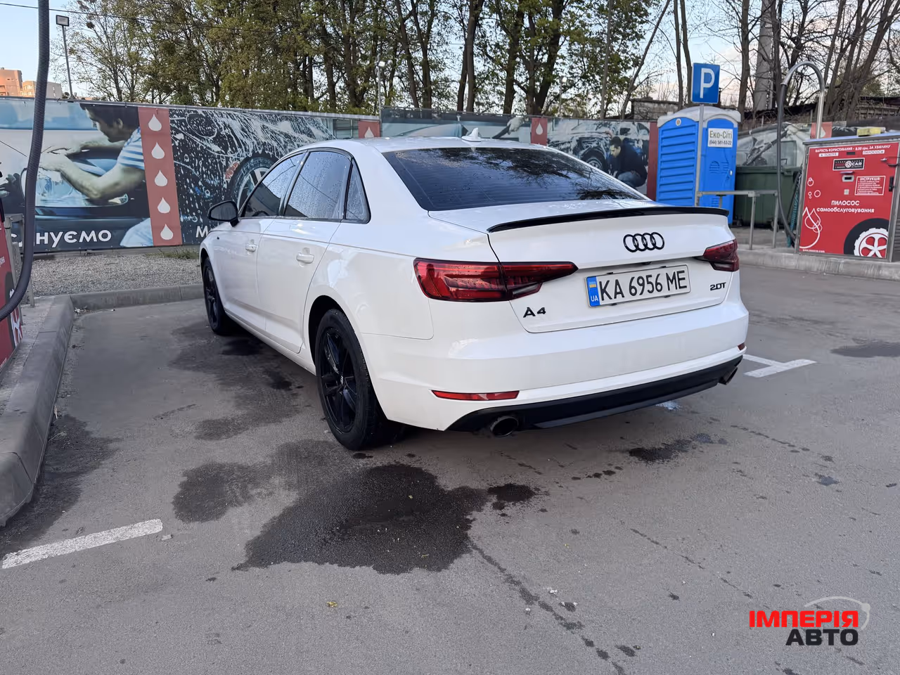 Audi A4 - фото 3