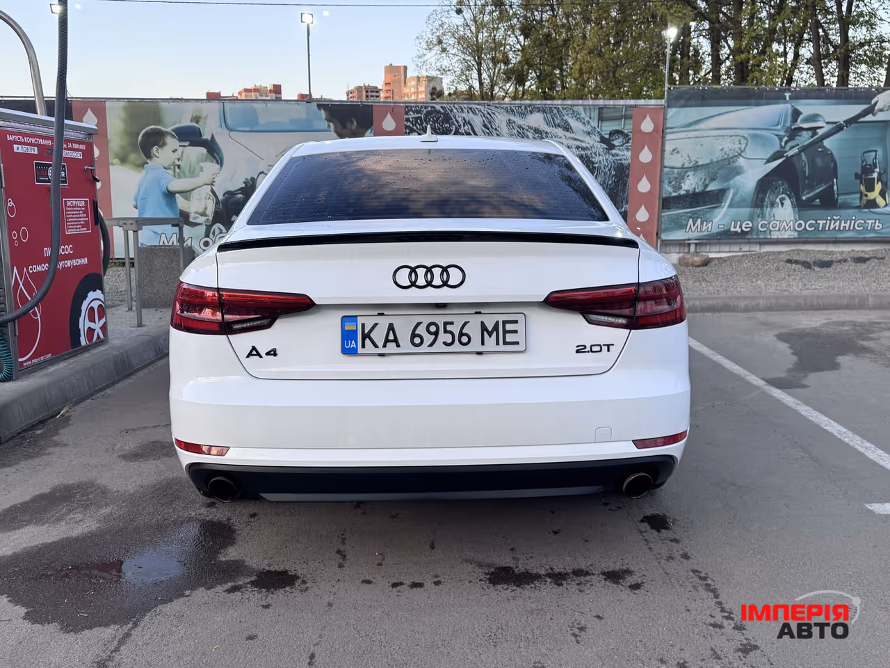Audi A4 - фото 4