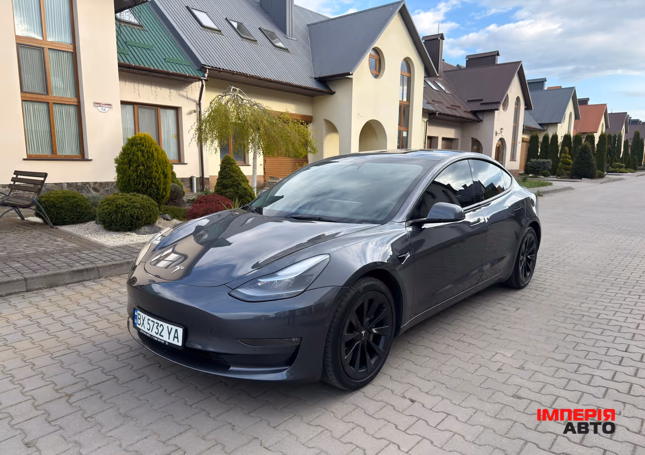 Tesla Model 3 - фото 5
