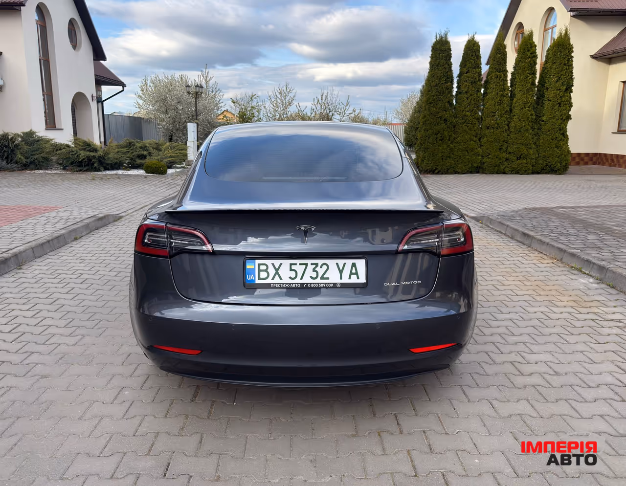 Tesla Model 3 - фото 7