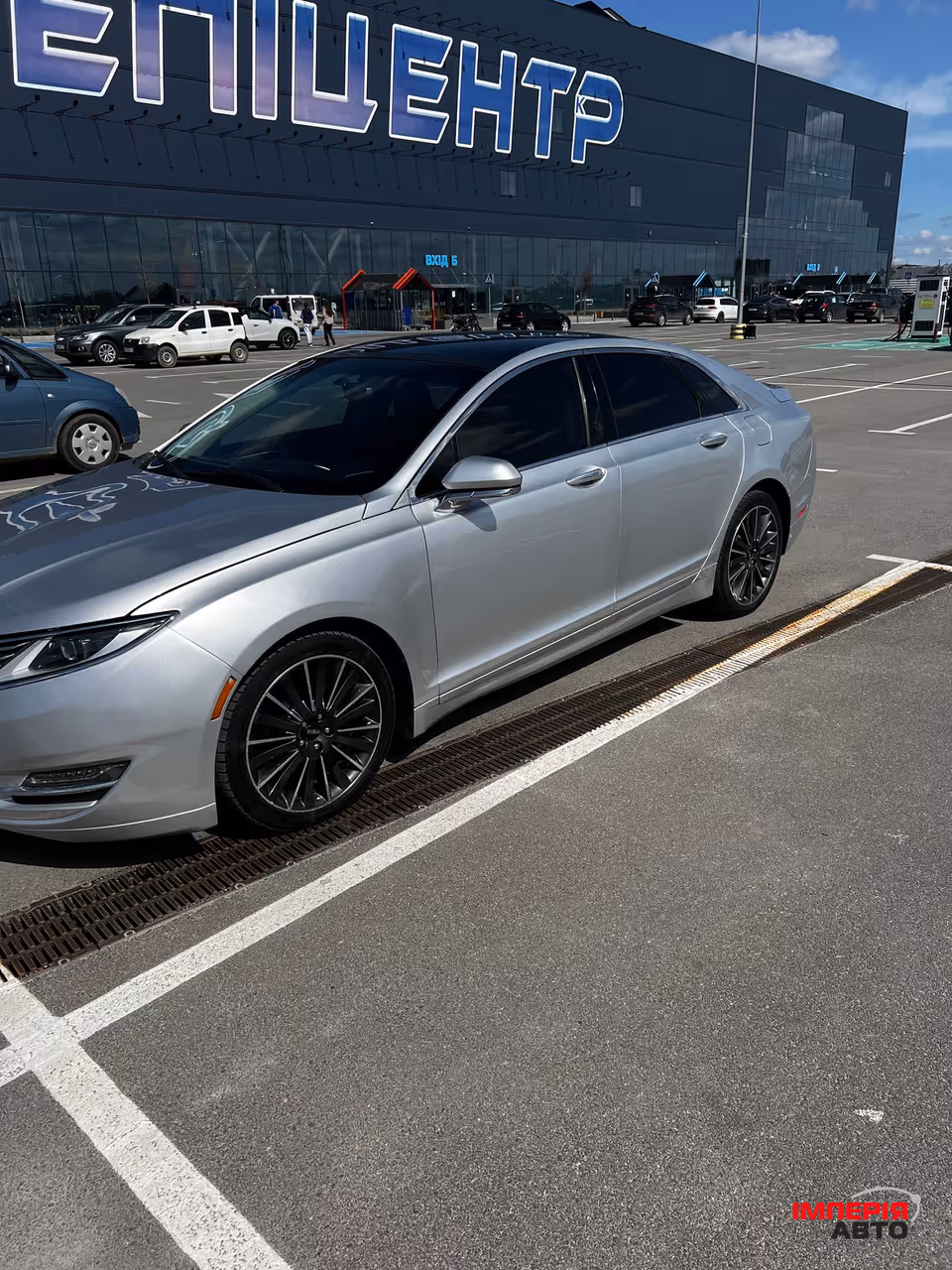 Lincoln MKZ - фото 9