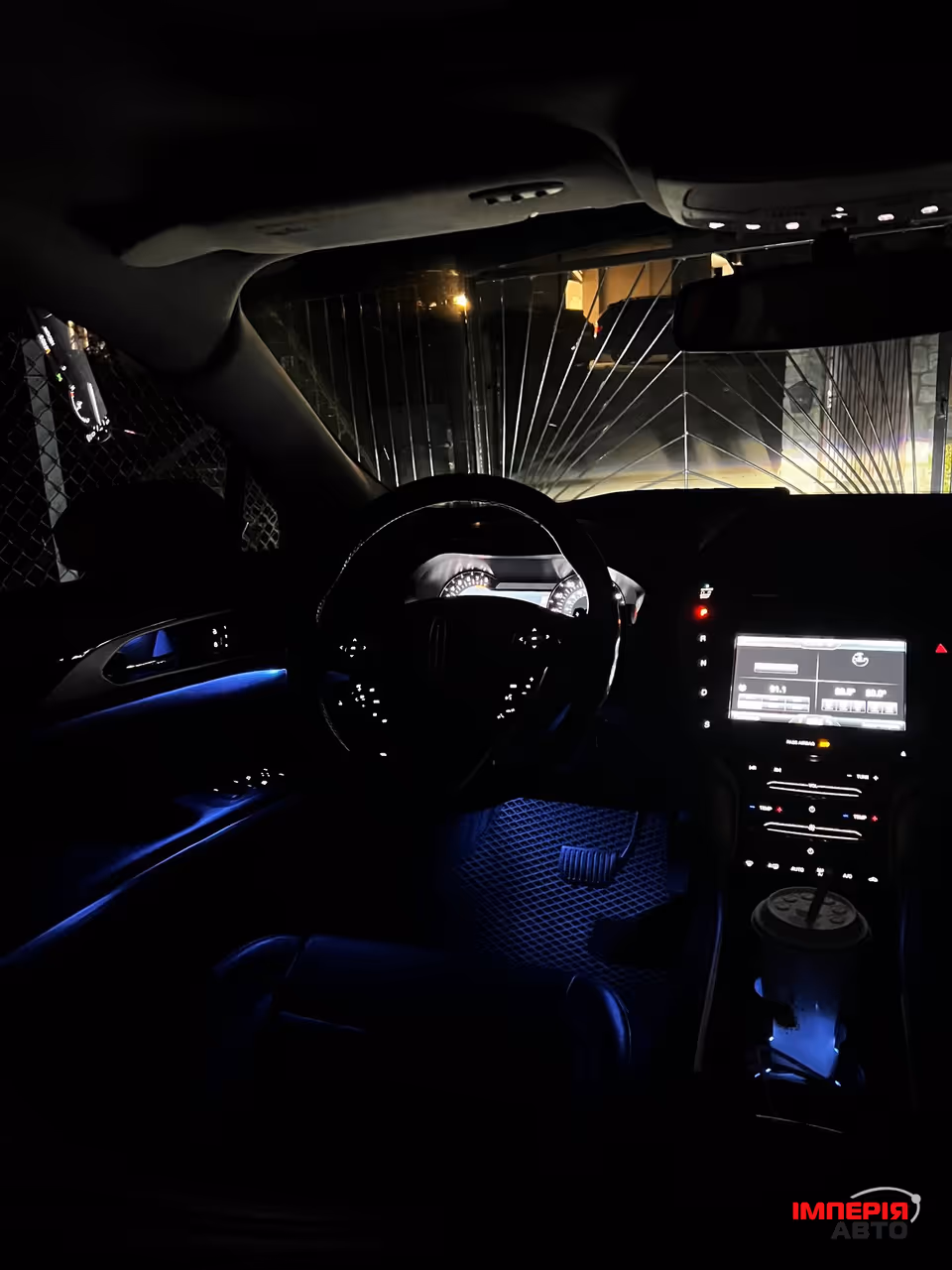 Lincoln MKZ - фото 1