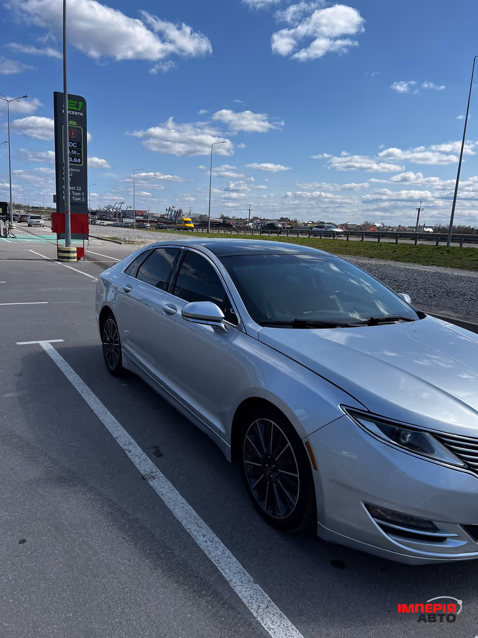 Lincoln MKZ - фото 6