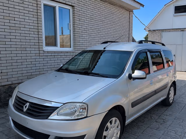 Renault Logan - зображення 1