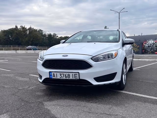 Ford Focus - фото 1