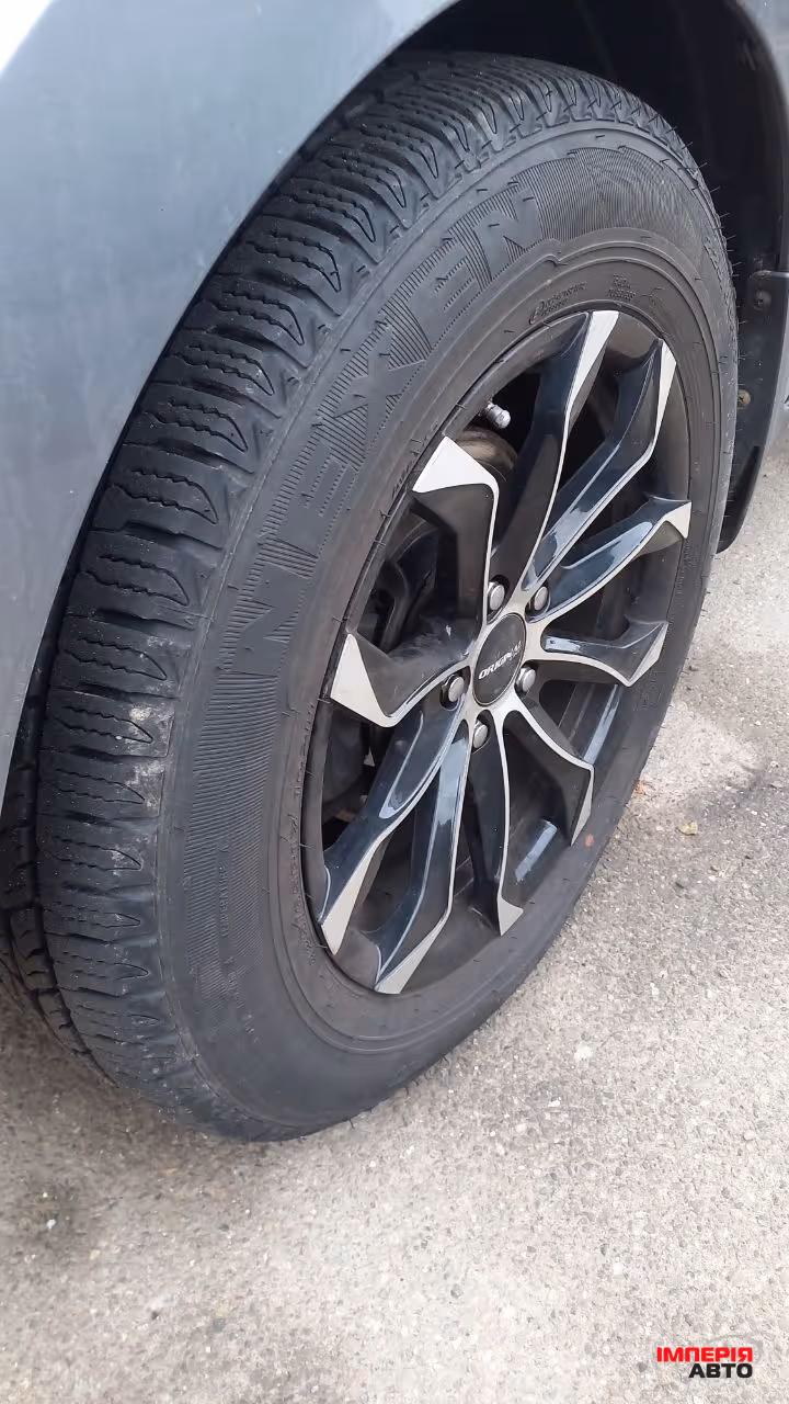 Hyundai ix35 - фото 9