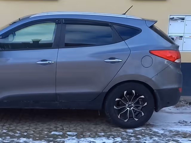 Hyundai ix35 - фото 2
