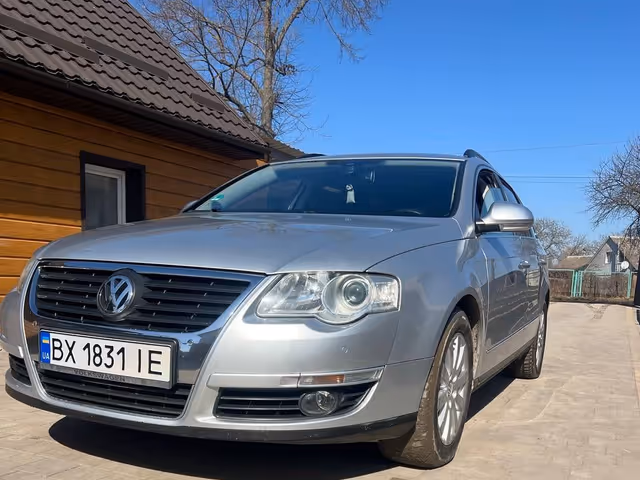 Volkswagen Passat - фото 2