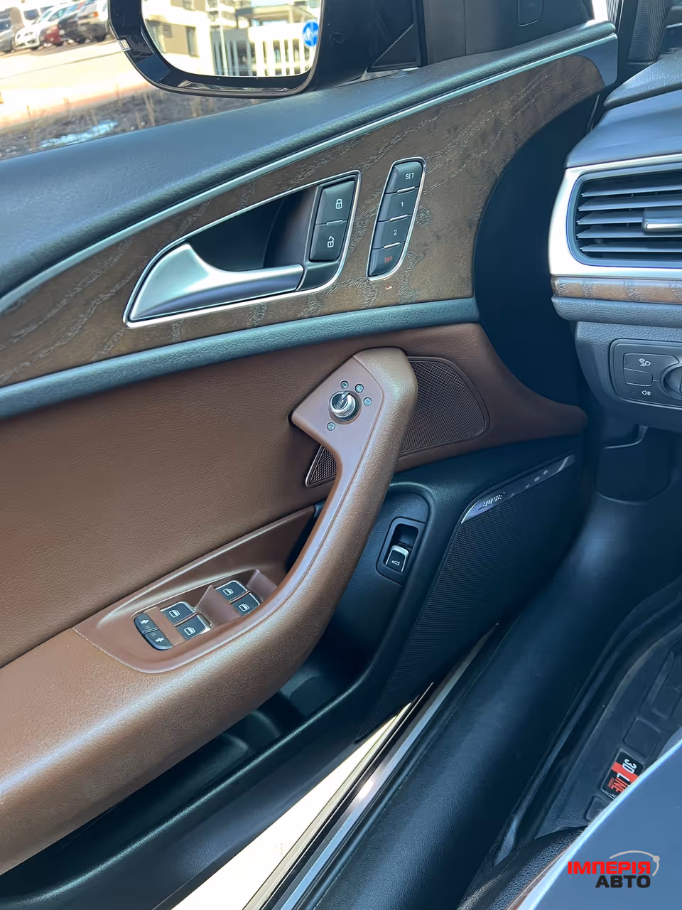 Audi A6 - фото 8