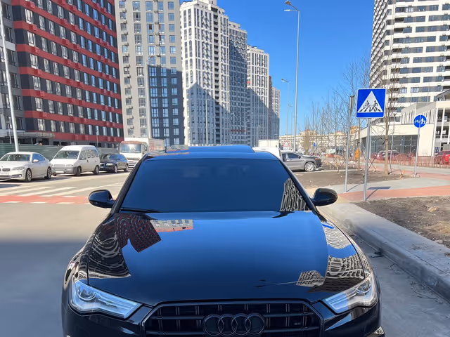 Audi A6 - фото 1