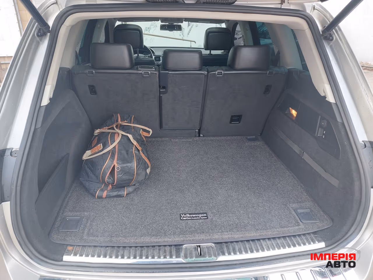 Volkswagen Touareg - фото 18