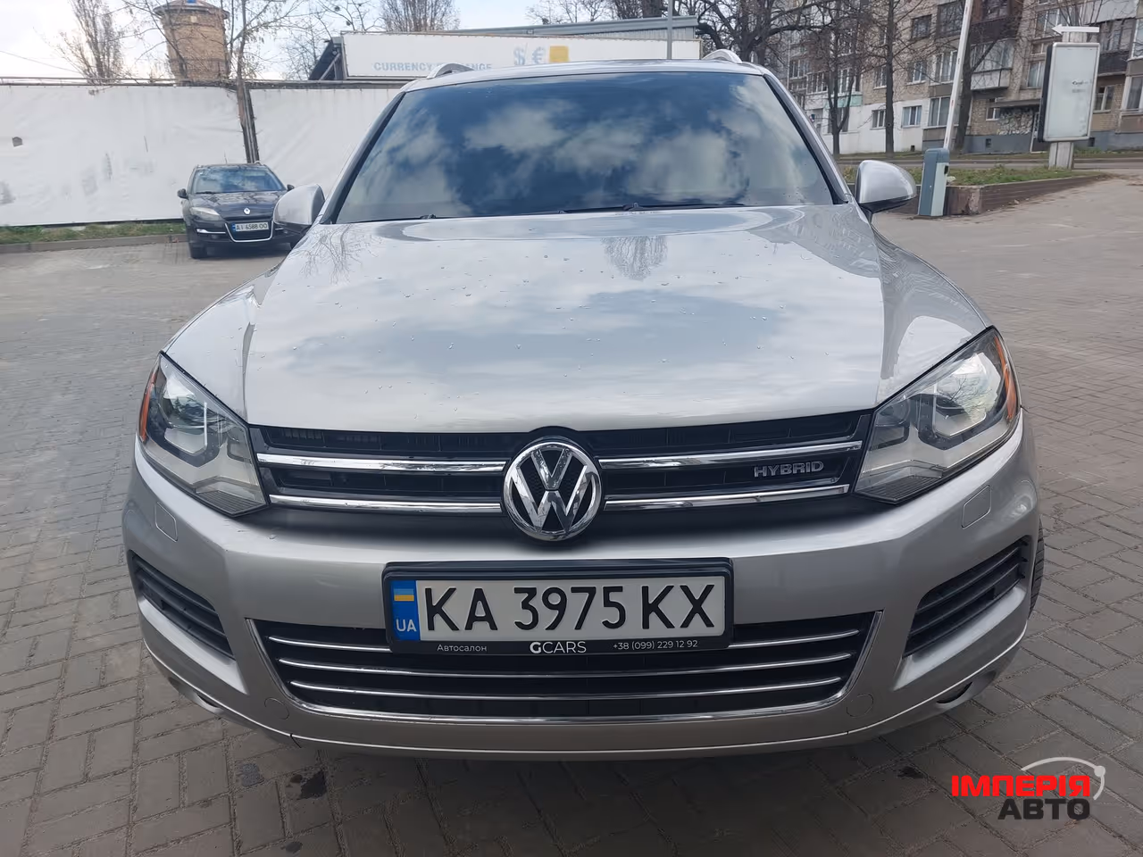 Volkswagen Touareg - фото 2