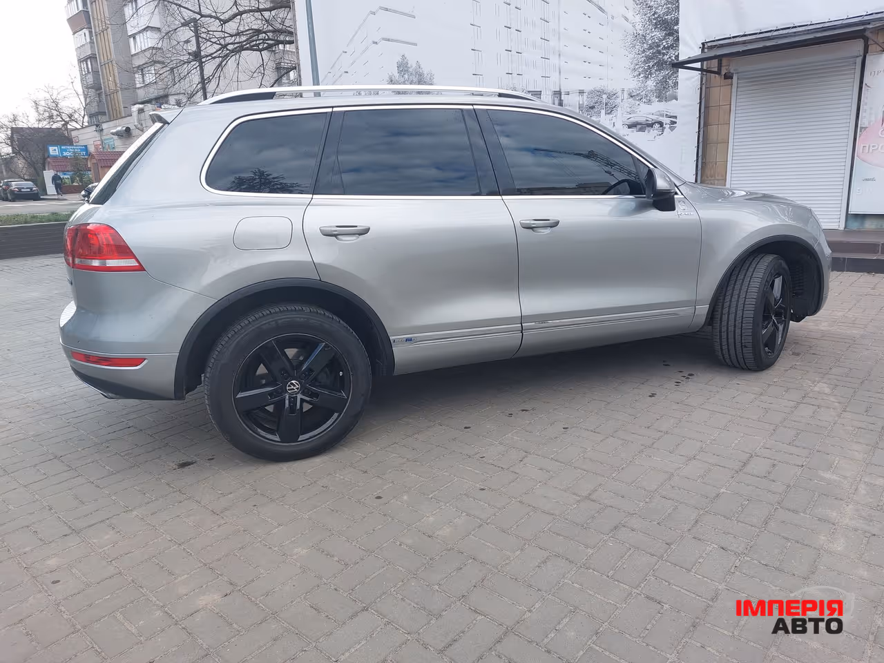 Volkswagen Touareg - фото 4