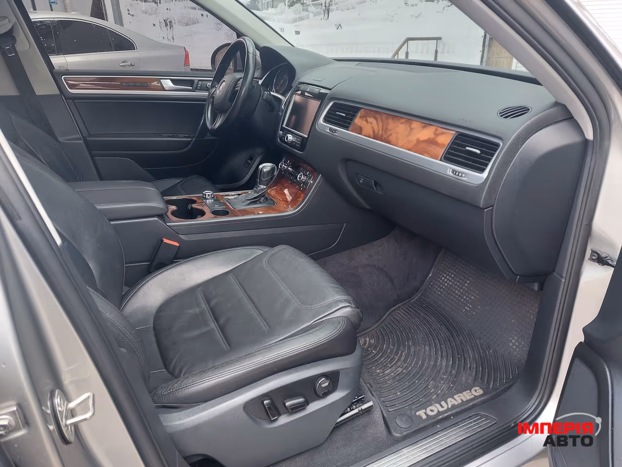 Volkswagen Touareg - фото 23