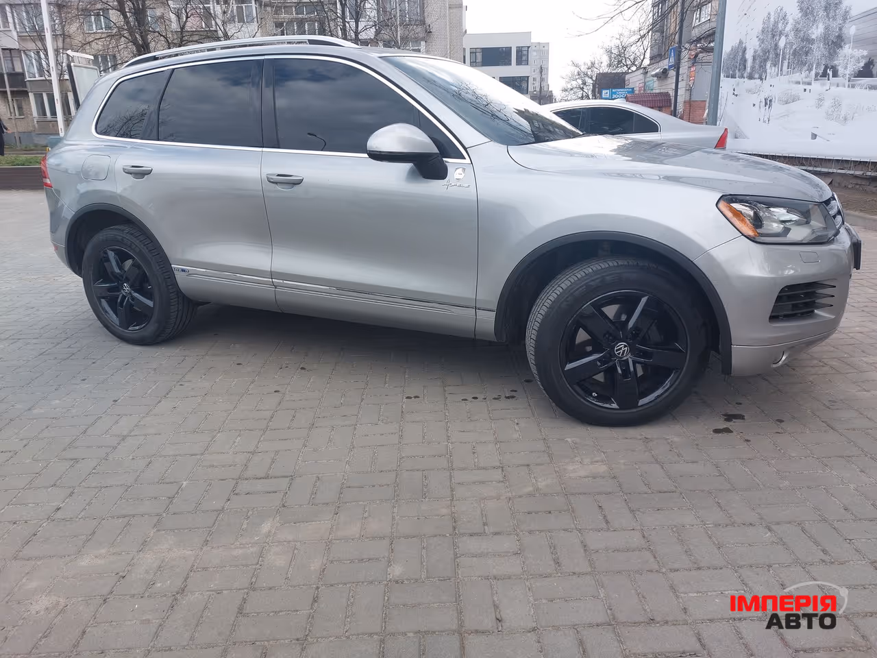 Volkswagen Touareg - фото 3