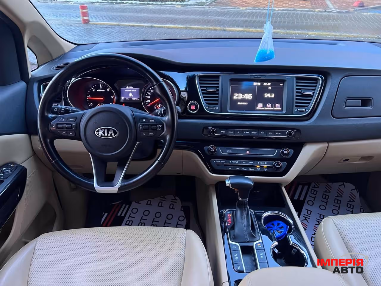 Kia Carnival - фото 10