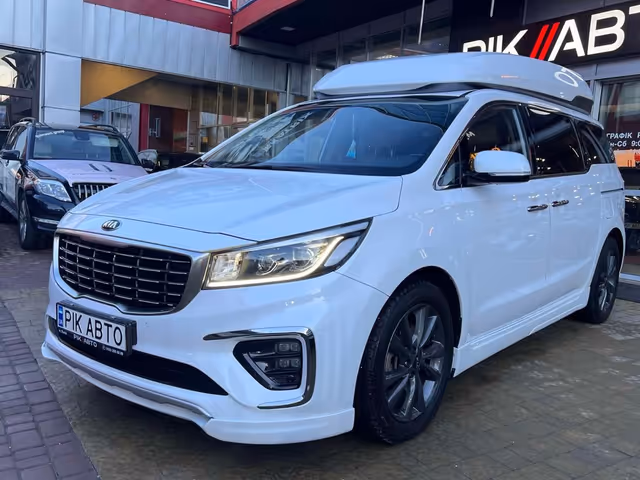 Kia Carnival - фото 2