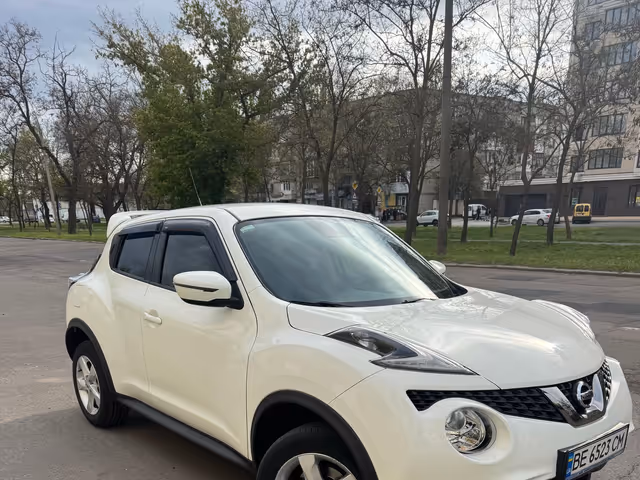 Nissan Juke - фото 1