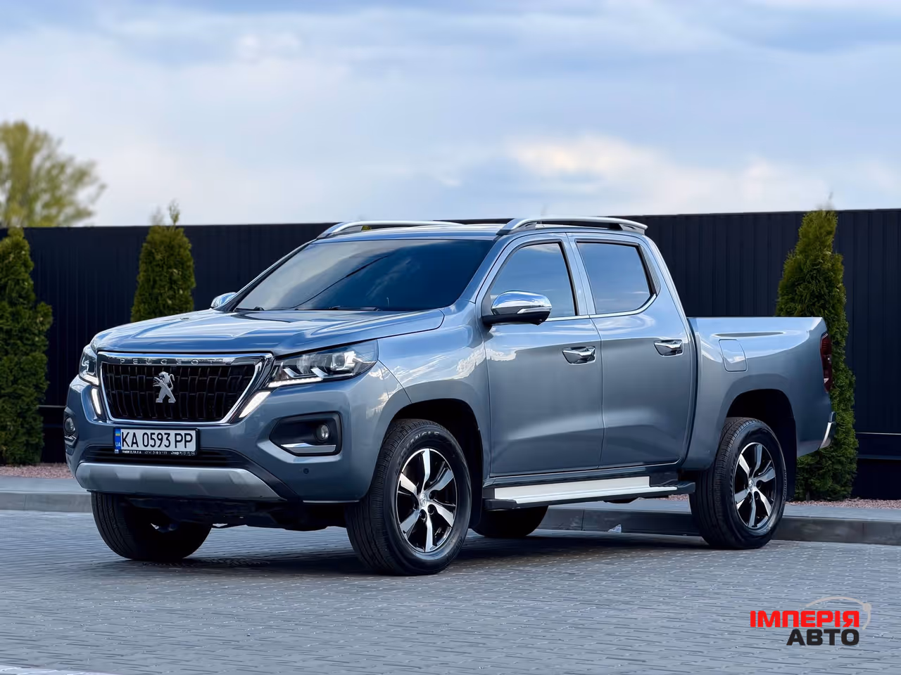 Peugeot Landtrek - фото 4