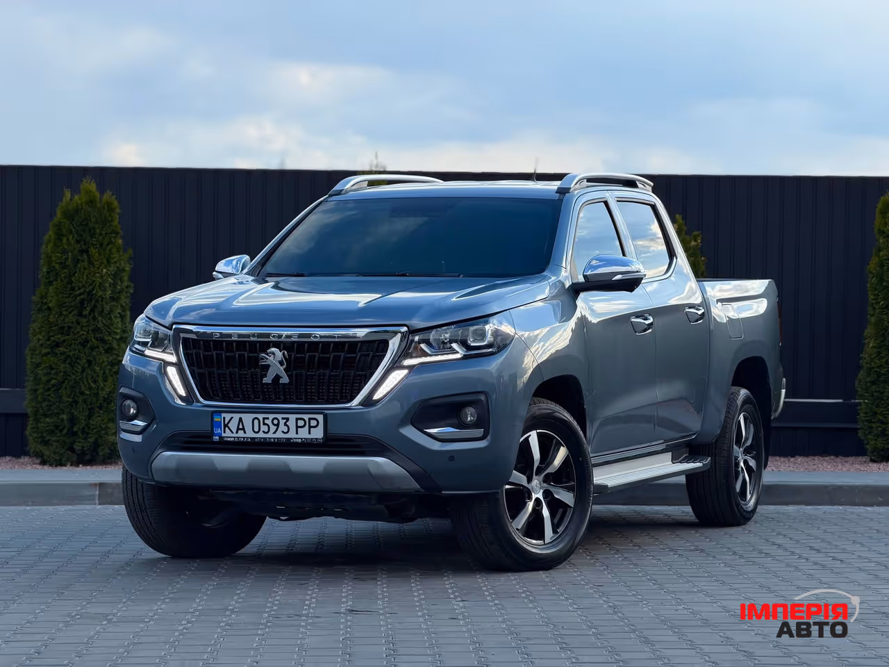 Peugeot Landtrek - фото 3