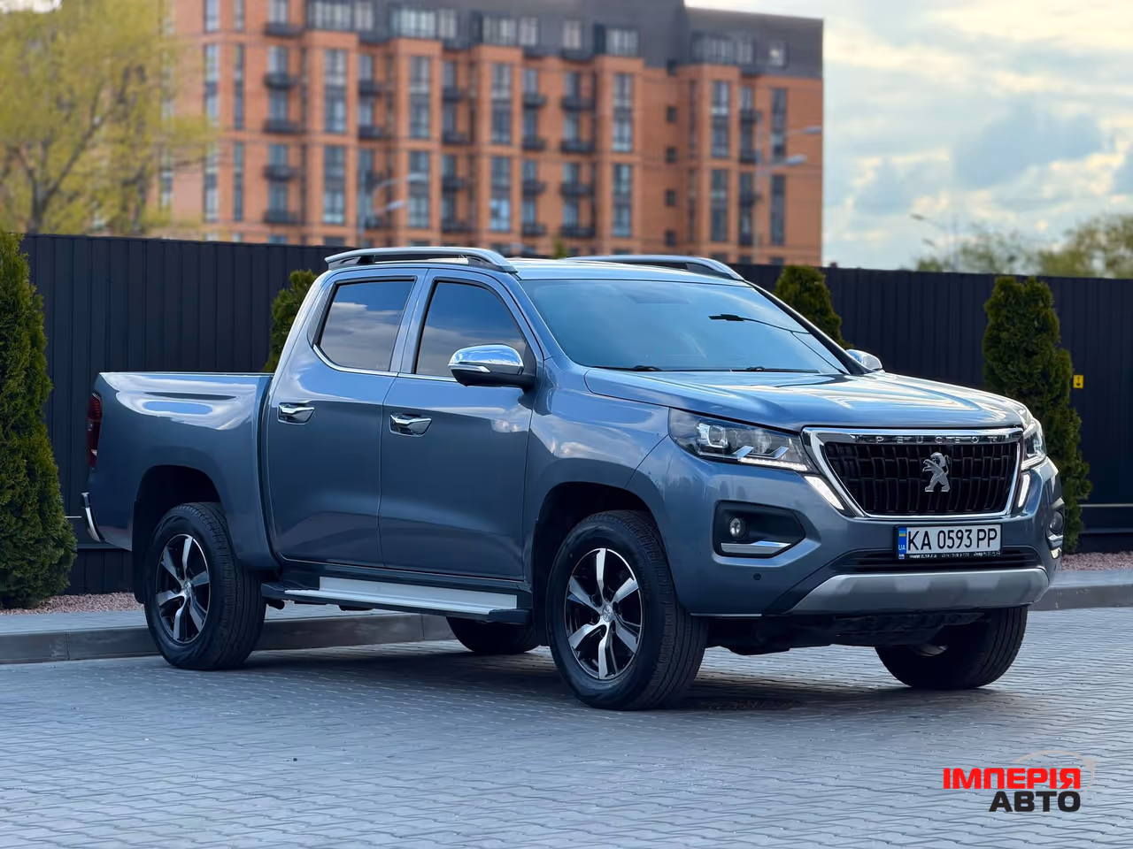 Peugeot Landtrek - фото 2