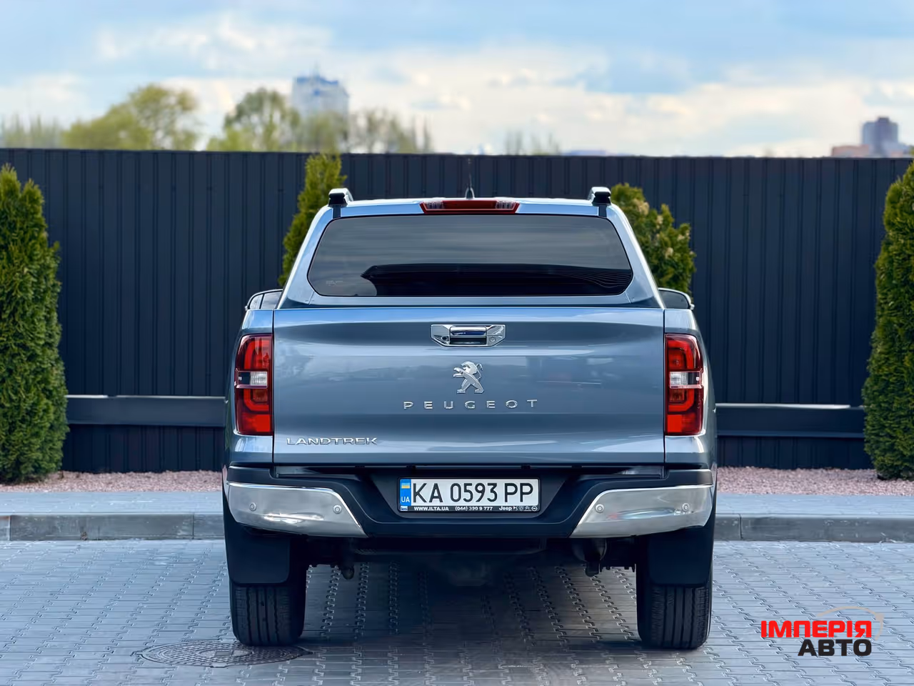 Peugeot Landtrek - фото 6