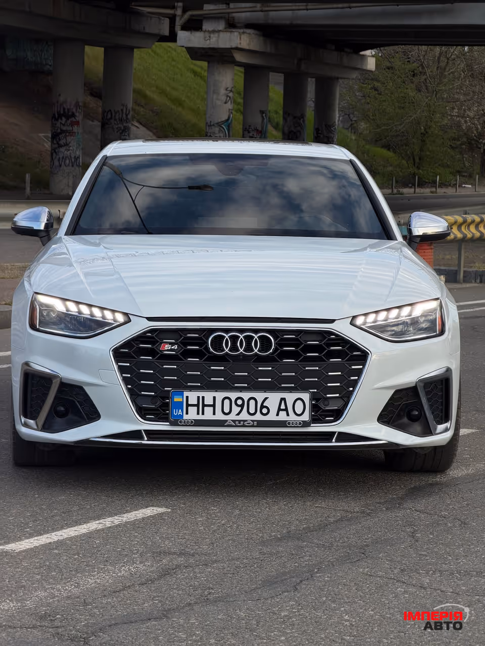 Audi S4 - фото 2