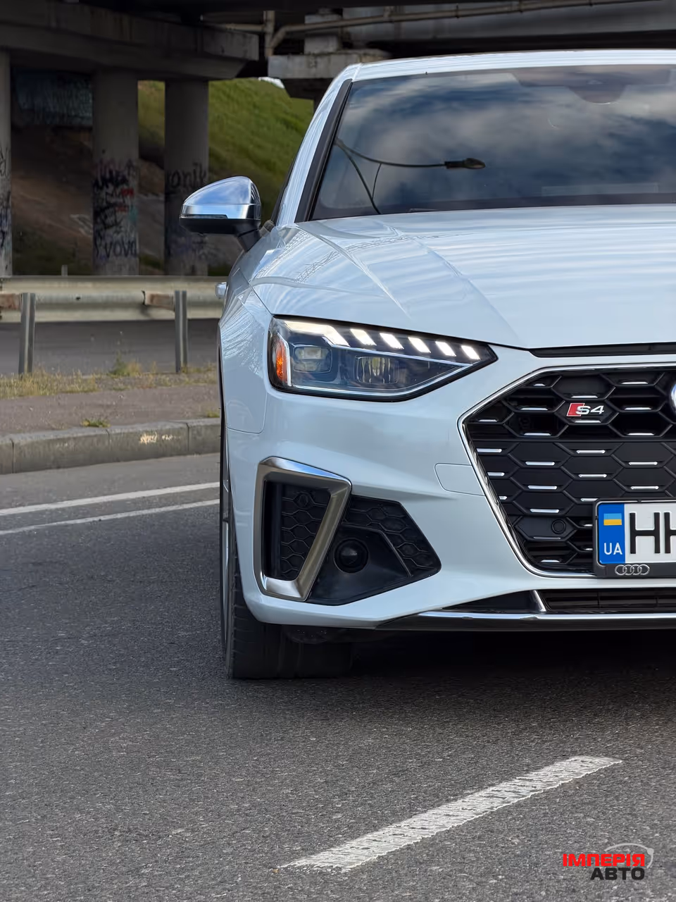 Audi S4 - фото 14