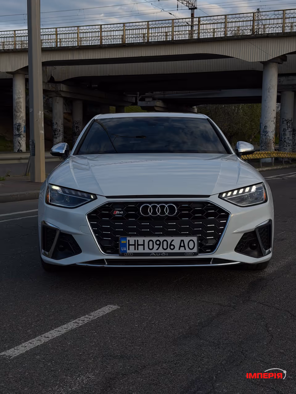 Audi S4 - фото 23