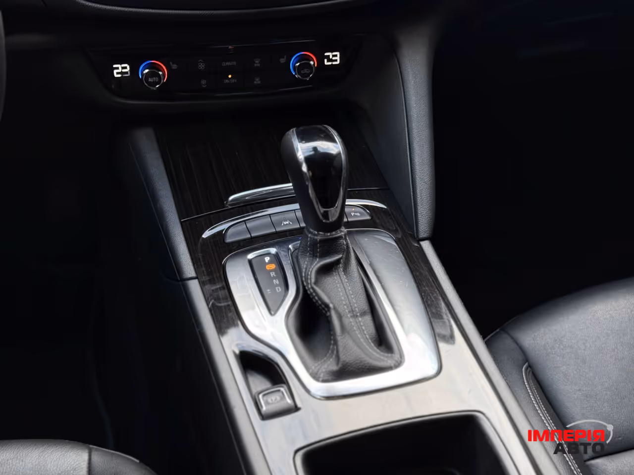 Buick Regal - фото 12
